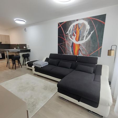 Belvaros Resort Apartman & Spa Székesfehérvár Exteriör bild