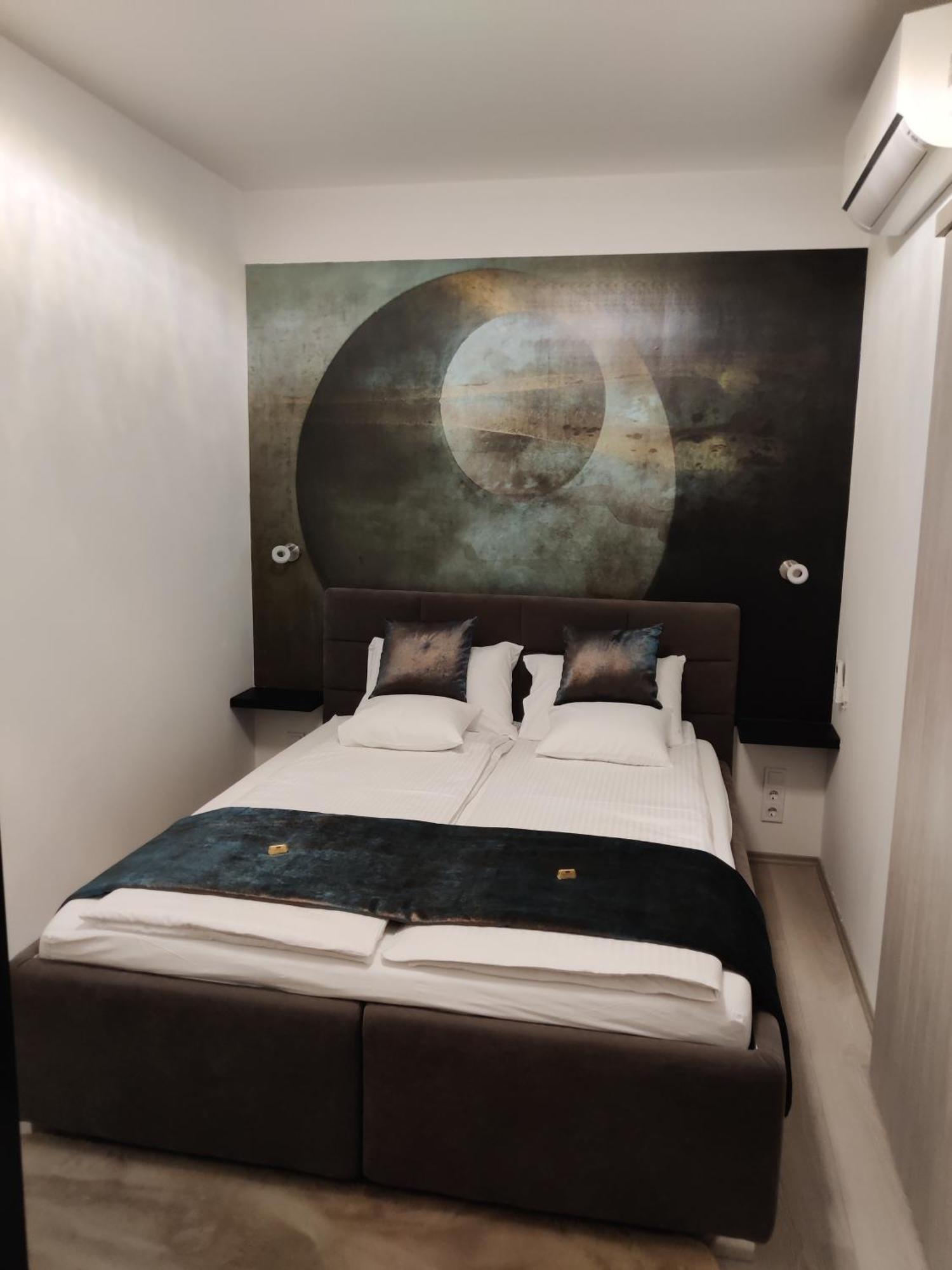Belvaros Resort Apartman & Spa Székesfehérvár Exteriör bild