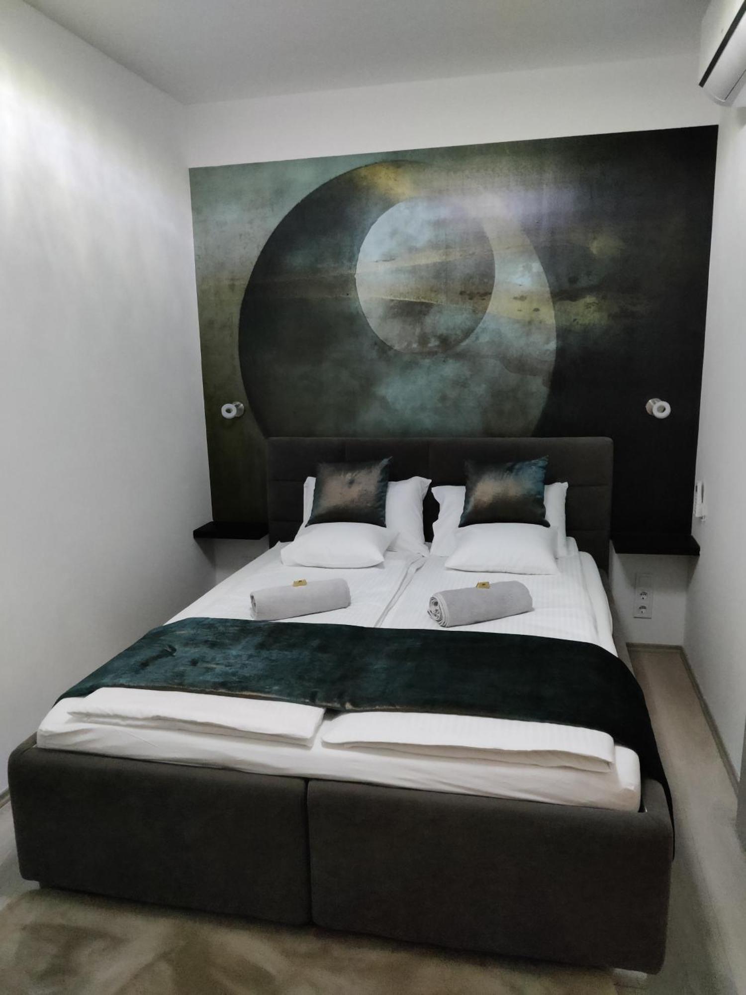 Belvaros Resort Apartman & Spa Székesfehérvár Exteriör bild