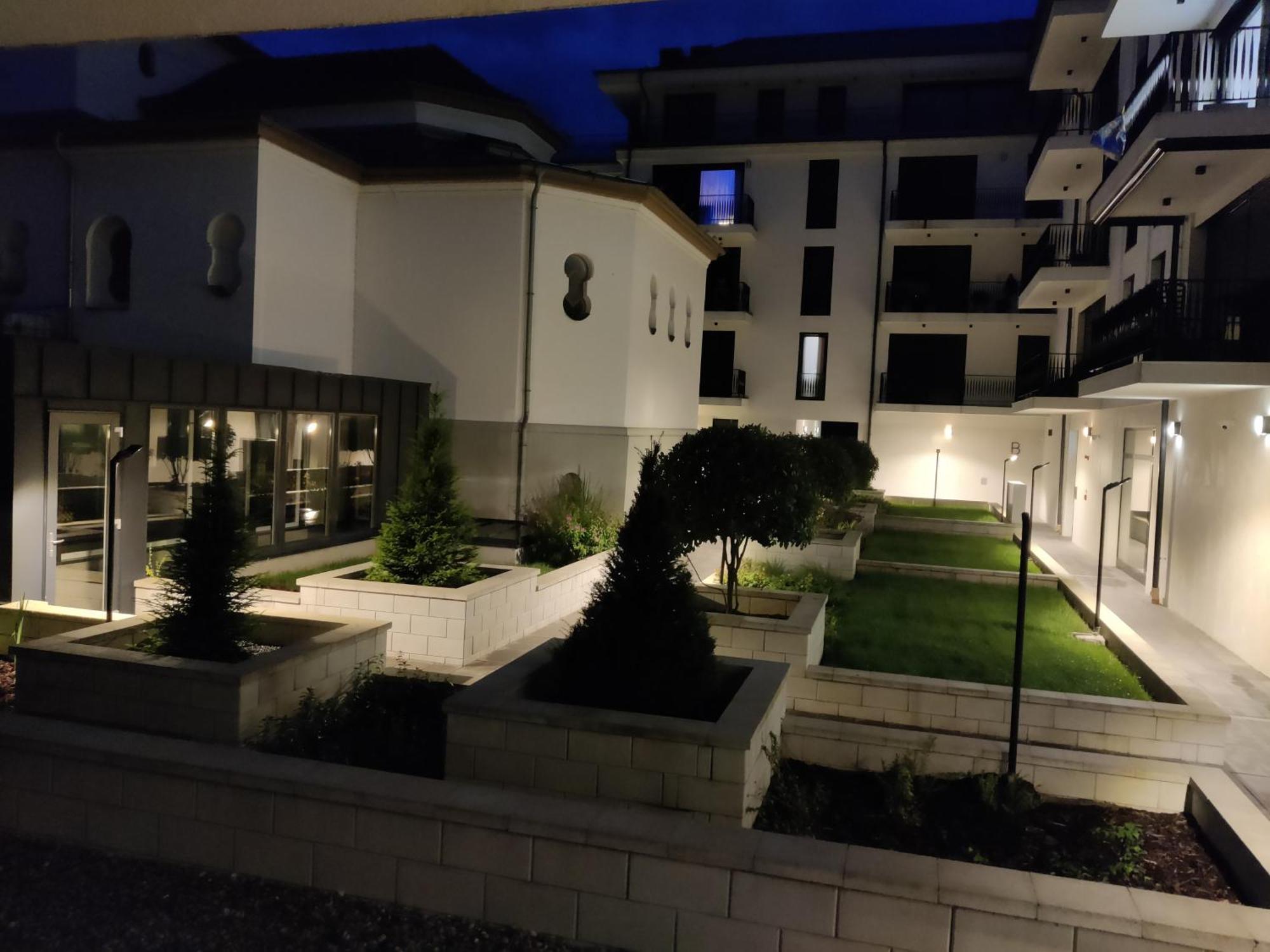 Belvaros Resort Apartman & Spa Székesfehérvár Exteriör bild