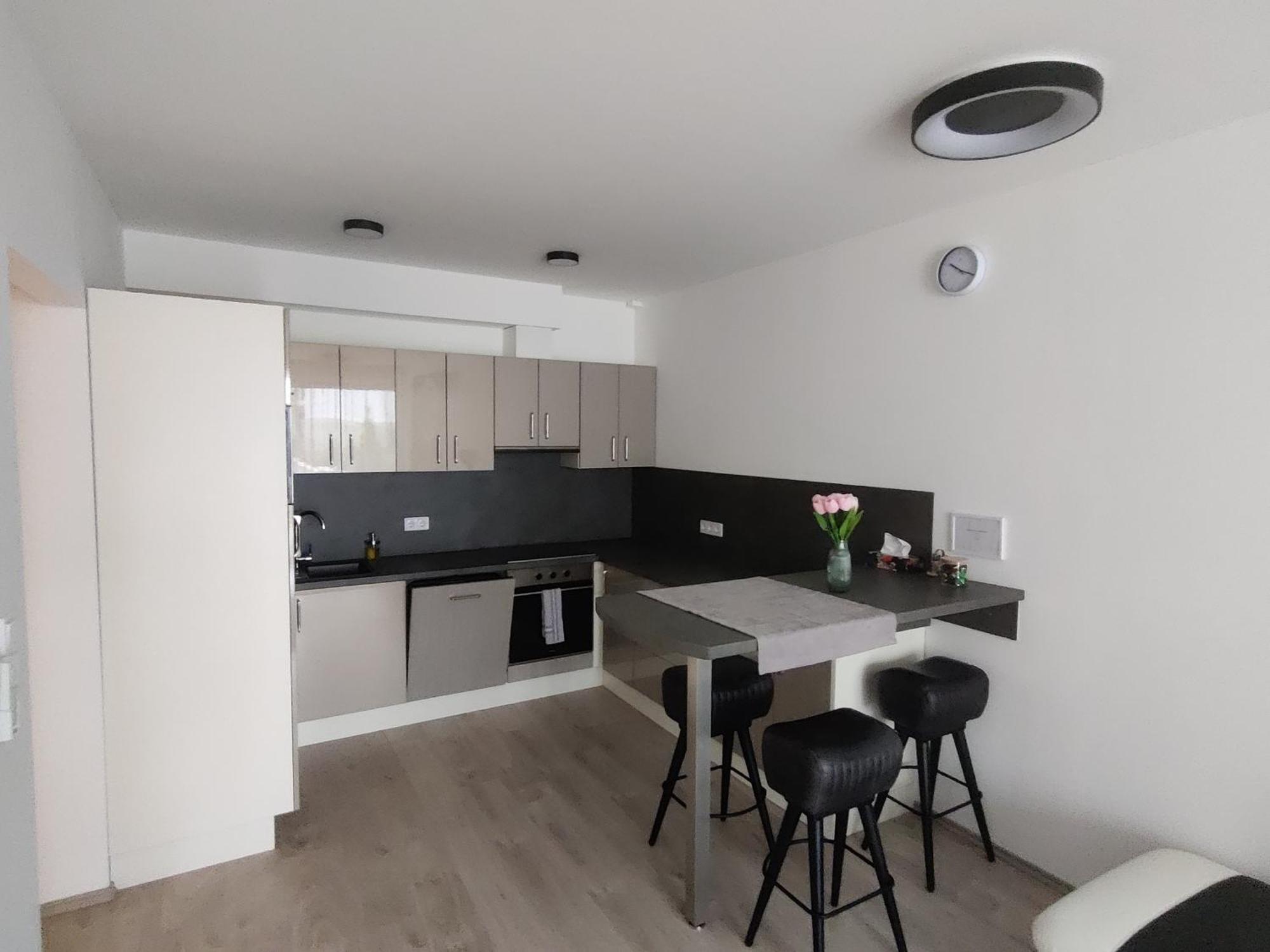 Belvaros Resort Apartman & Spa Székesfehérvár Exteriör bild