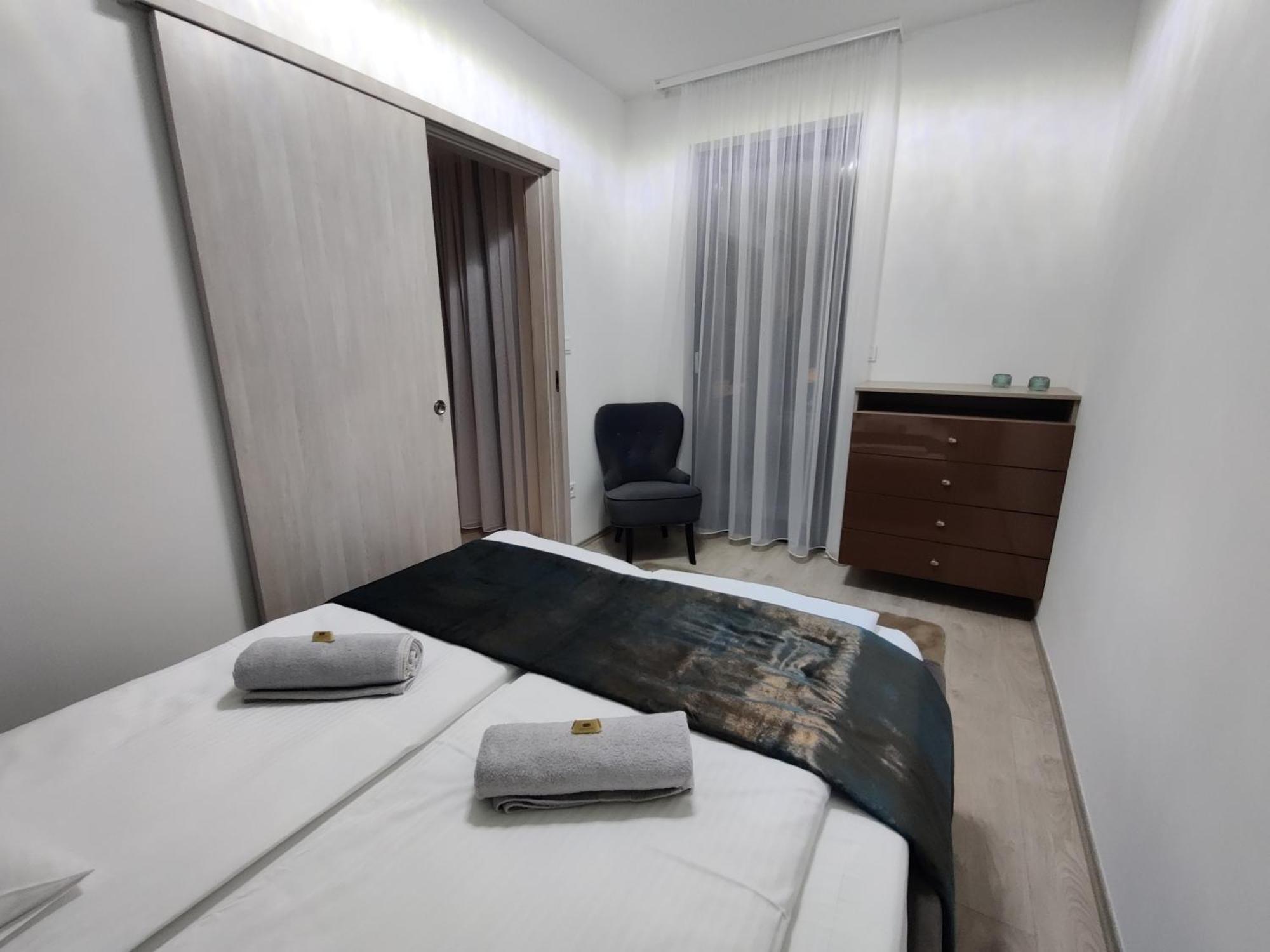 Belvaros Resort Apartman & Spa Székesfehérvár Exteriör bild