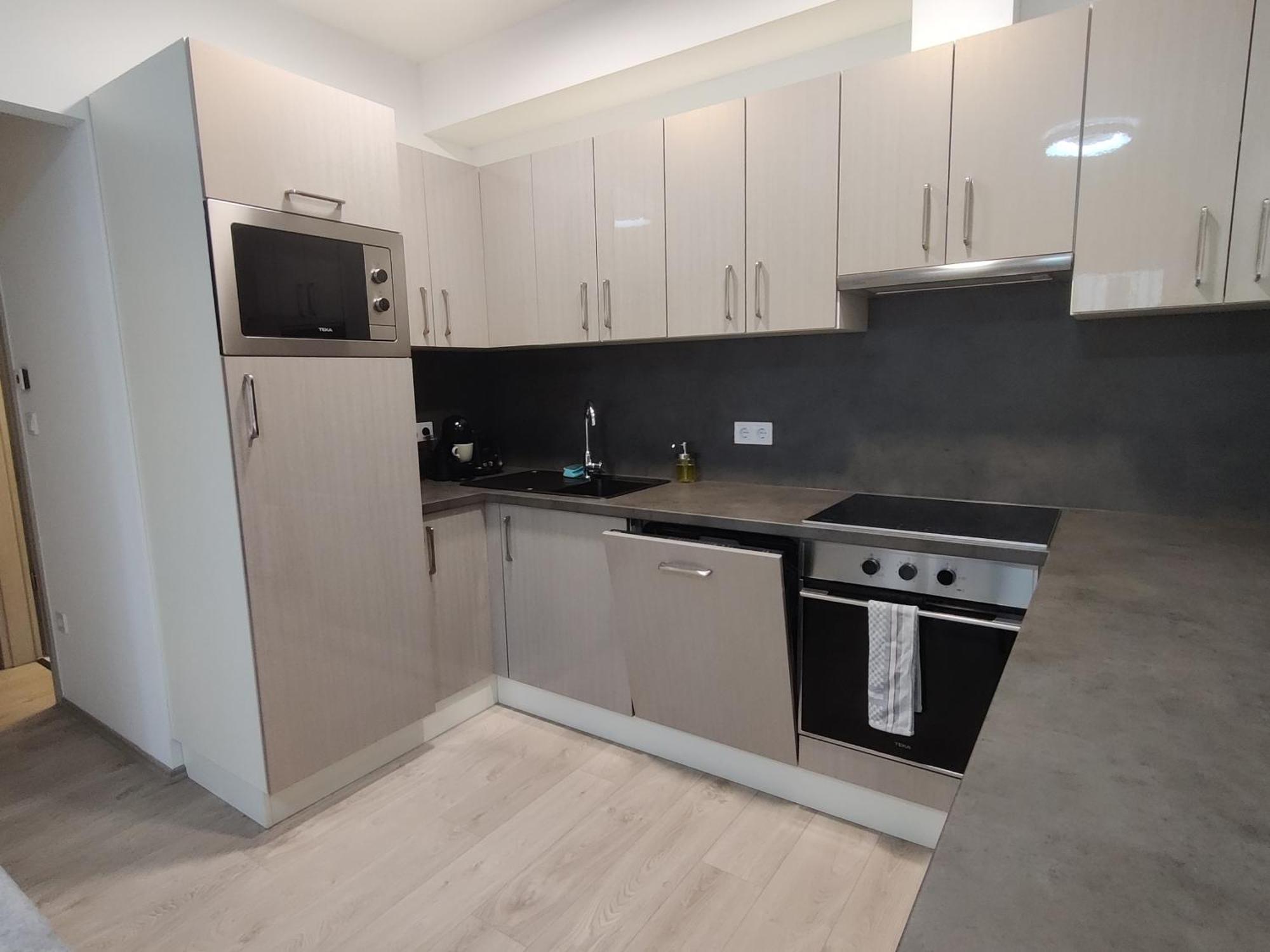 Belvaros Resort Apartman & Spa Székesfehérvár Exteriör bild
