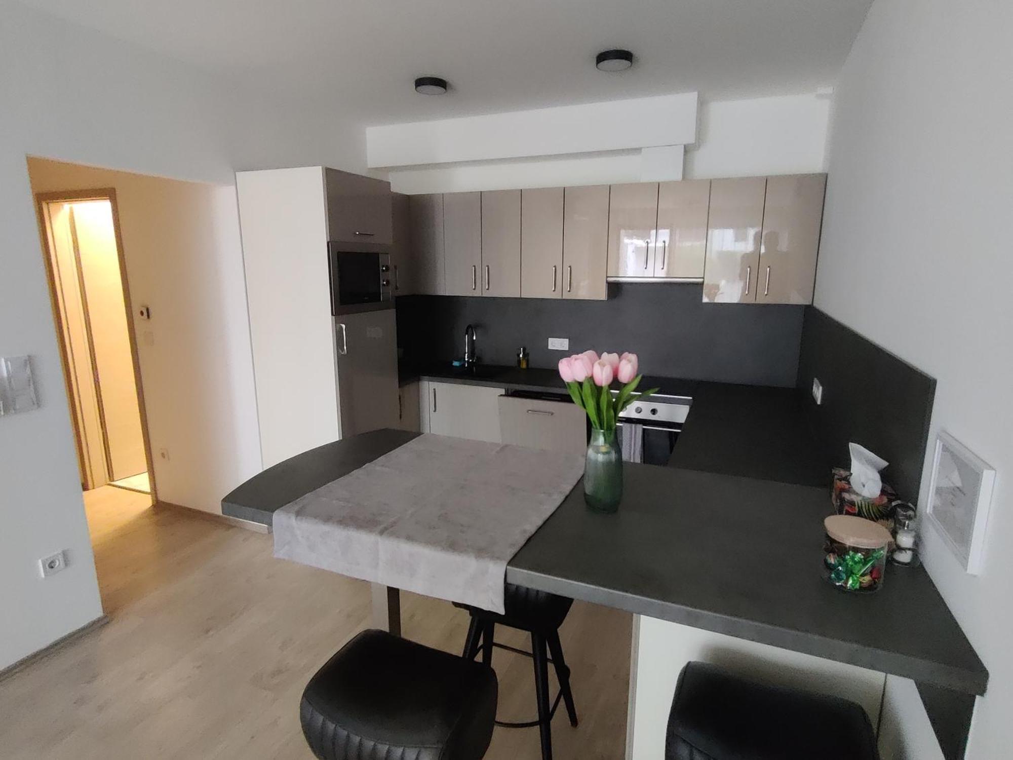 Belvaros Resort Apartman & Spa Székesfehérvár Exteriör bild