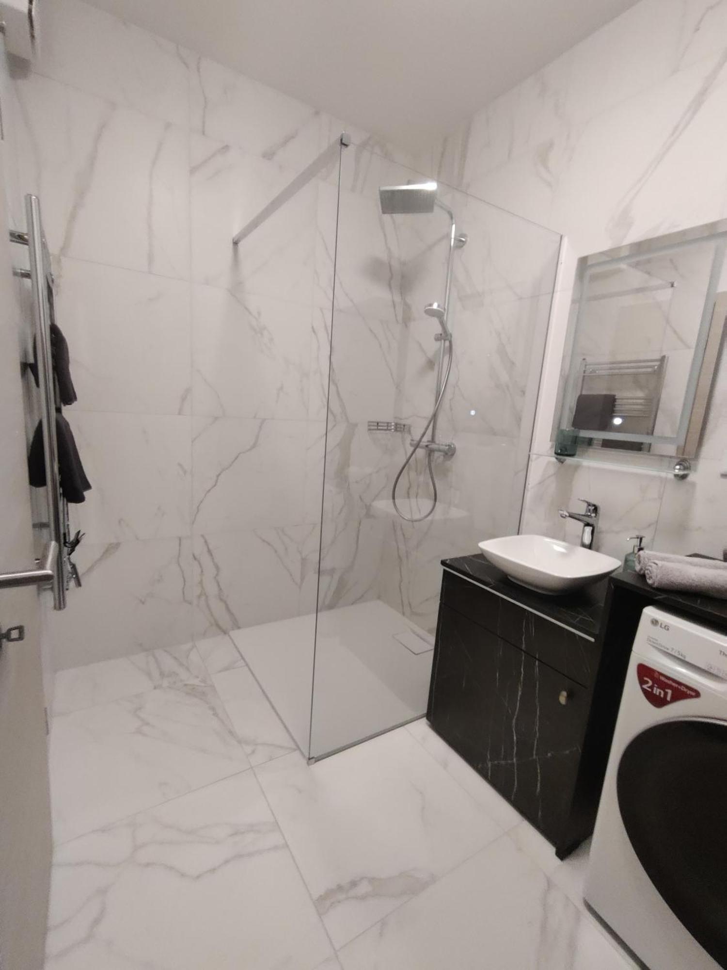 Belvaros Resort Apartman & Spa Székesfehérvár Exteriör bild
