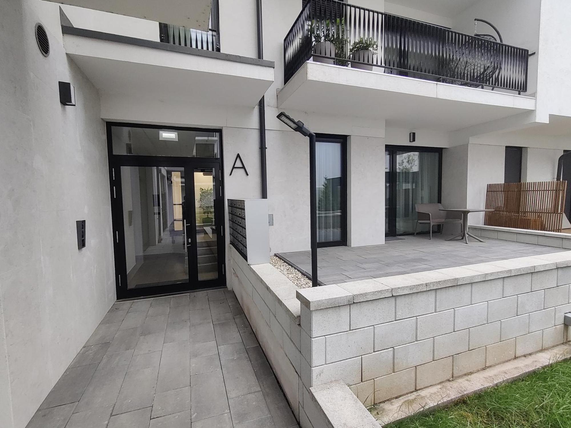 Belvaros Resort Apartman & Spa Székesfehérvár Exteriör bild